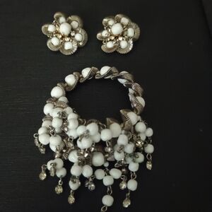 Vintage White Beaded Rhinestone Cha Cha Bracelet And Clip On Earrings